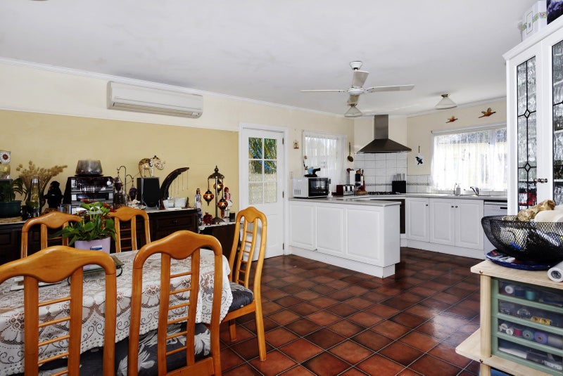 6 Schwass Lane, Brightwater - Carousel 2