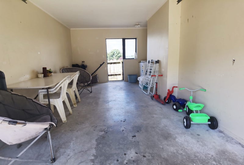 15 Kaimoana Street, Weymouth, Auckland - Carousel 7