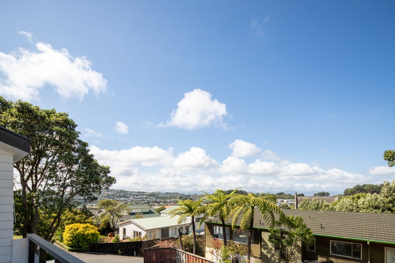 52B Truscott Avenue, Johnsonville, Wellington - Carousel 1