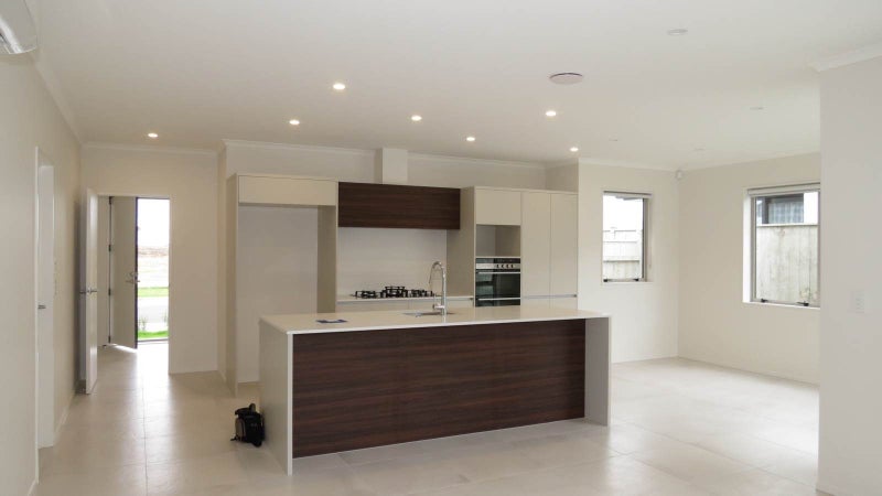 48 Te Napi Drive, Takanini, Auckland - Carousel 2