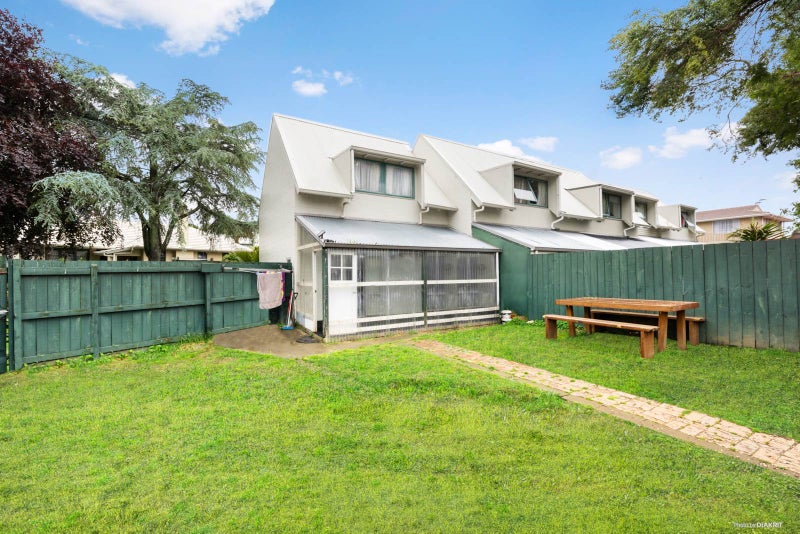 5/1 Water Street, Otahuhu, Auckland - Carousel 1