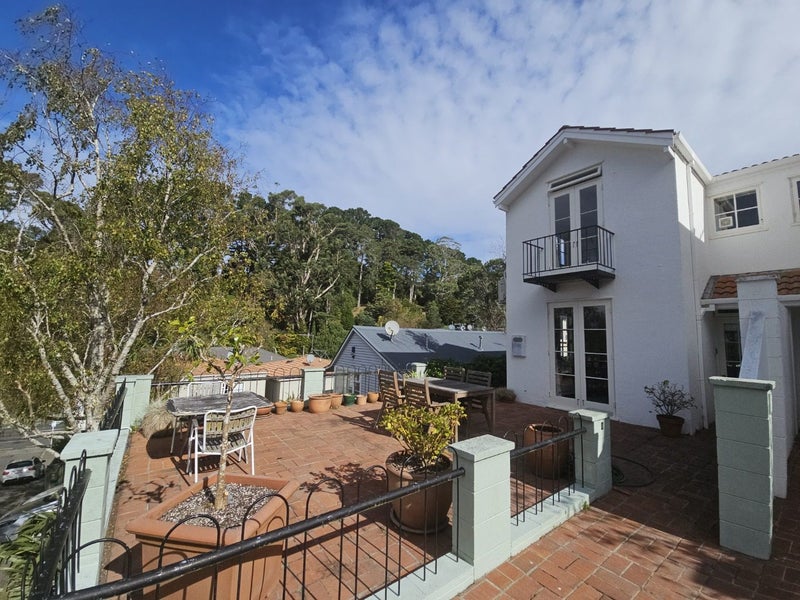 2 Kilmister Avenue, Thorndon, Wellington - Carousel 16