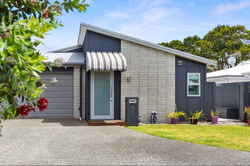 15 Lennon Way, Papamoa Beach, Papamoa - Carousel 2