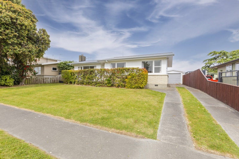 177 Westminster Avenue, Tamatea, Napier - Carousel 1