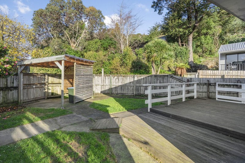 14A Crystal Grove, Birchville, Upper Hutt - Carousel 13