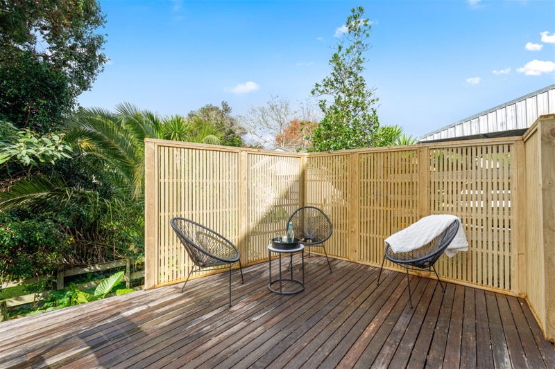 2/27 Hexham Street, Warkworth, Auckland - Carousel 17