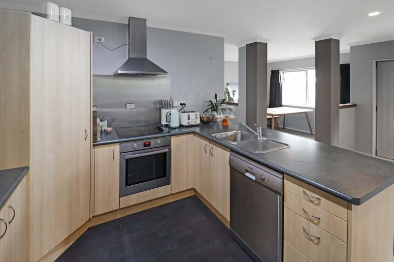 62A Plateau Road, Te Marua, Upper Hutt - Carousel 2