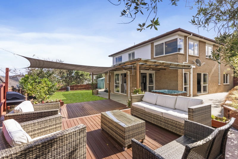 3 Soljans Place, Flat Bush, Auckland - Carousel 2