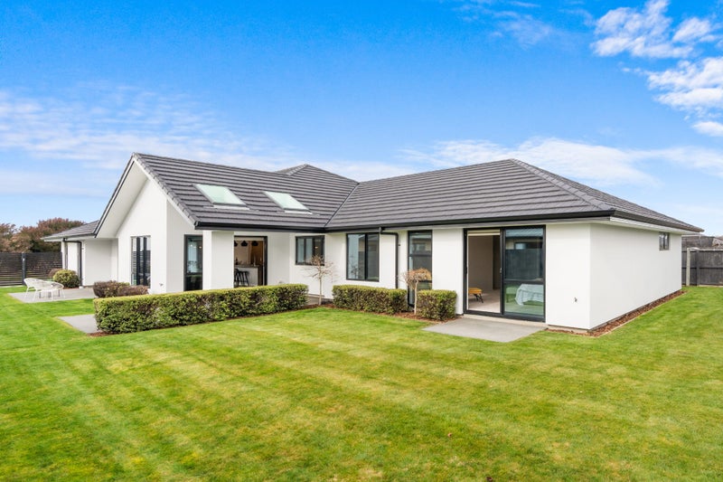 10 Blunden Road, Lincoln, Lincoln - Carousel 1