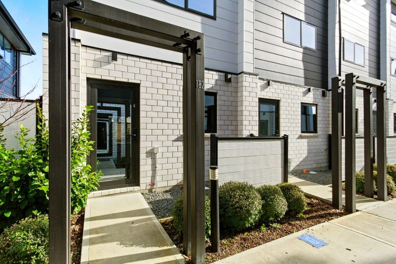 4/182 Cambridge Terrace, Fairfield, Lower Hutt - Carousel 1