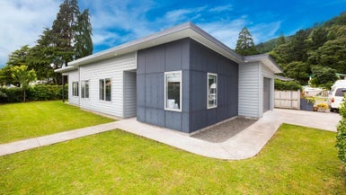 16 Lane Street, Wallaceville, Upper Hutt - Carousel 1