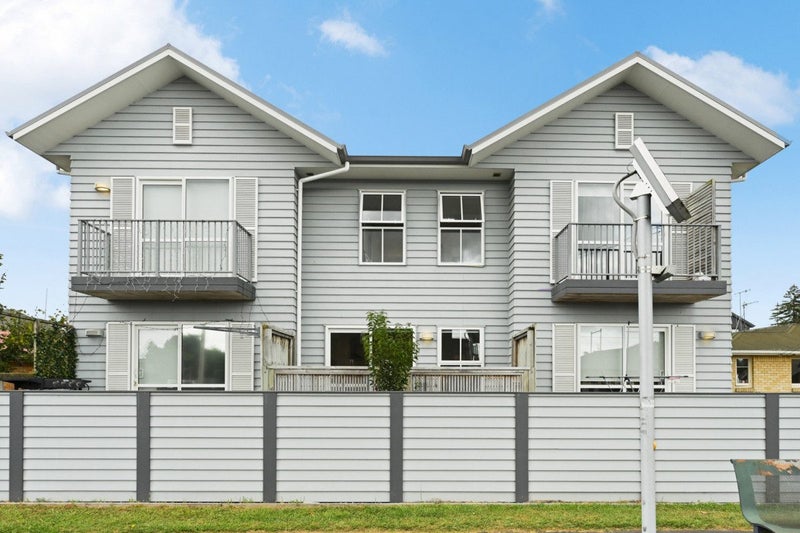 2/75 Cameron Road, Hamilton East, Hamilton - Carousel 2