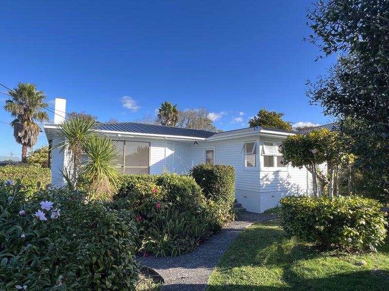 708 East Coast Road, Pinehill, Auckland - Carousel 1