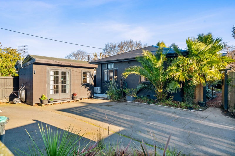 51 Severn Street, St Albans, Christchurch - Carousel 1