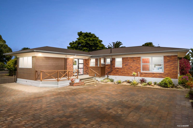 364 Waiuku Road, Puni, Pukekohe - Carousel 1