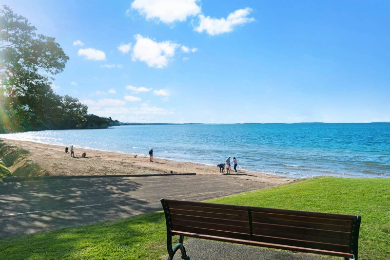 81 Seacliffe Avenue, Narrow Neck, Auckland - Carousel 27