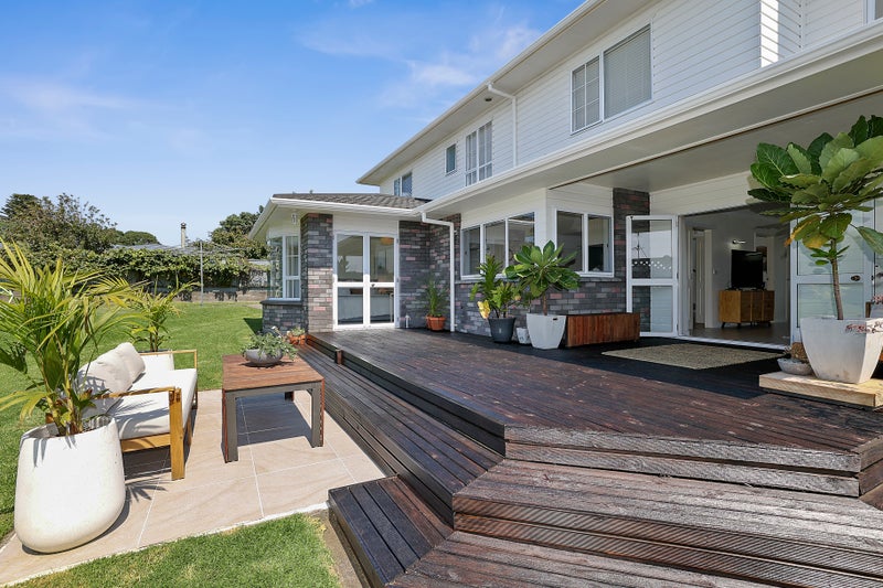 24 Culzean Grove, Bell Block, New Plymouth - Carousel 1
