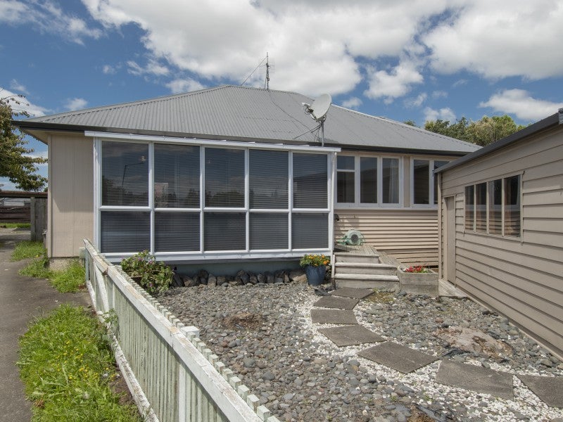 18 Surrey Grove, Parkvale, Tauranga - Carousel 17