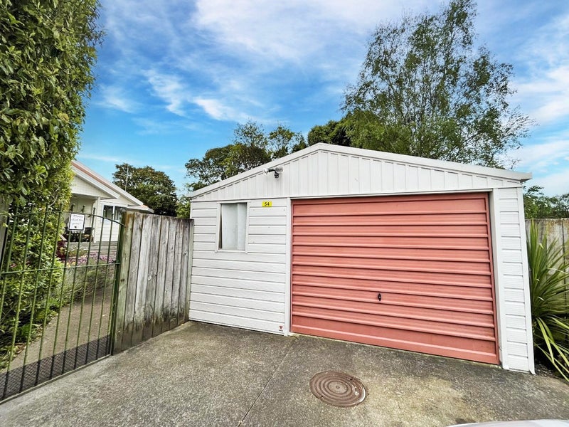 54 Dalfield Place, Highbury, Palmerston North - Carousel 11