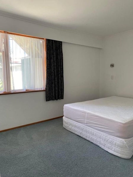 24 Steyne Avenue, Plimmerton, Porirua - Carousel 6