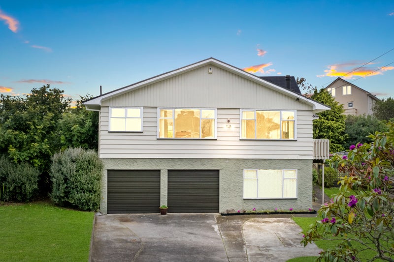 10 Windermere Crescent, Blockhouse Bay, Auckland - Carousel 1
