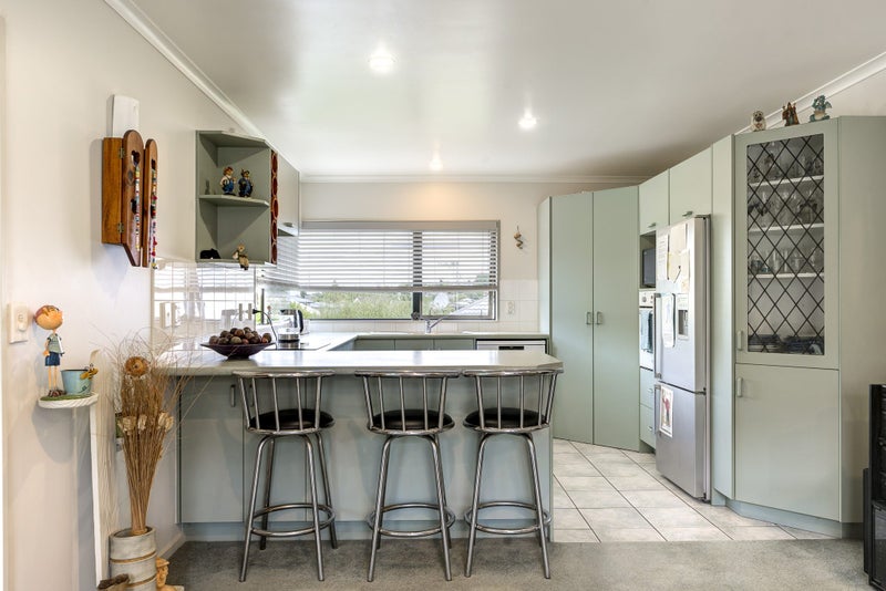 22 Hollinger Place, Nawton, Hamilton - Carousel 2