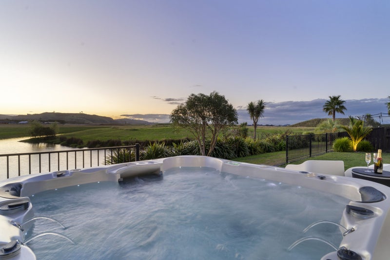 28 Villosa Court, Papamoa Beach, Papamoa - Carousel 1