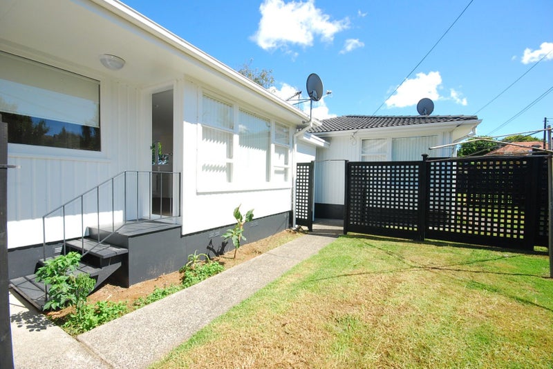 18B Clinker Street, Three Kings, Auckland - Carousel 1