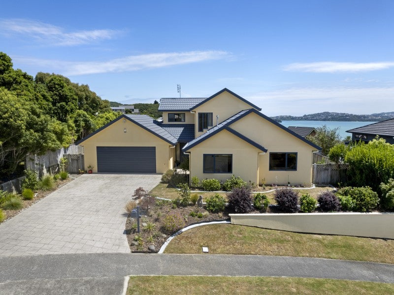 31 The Masthead, Whitby, Porirua - Carousel 1