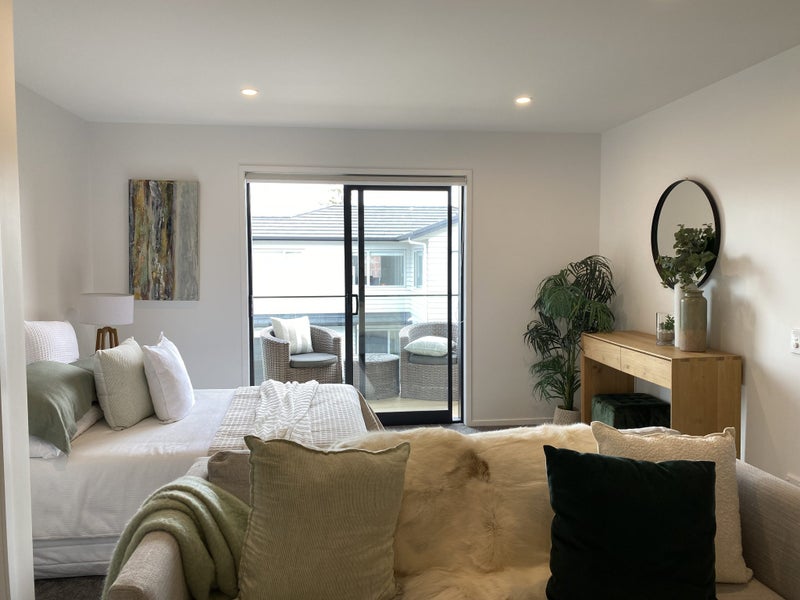 8/87 Taikata Road, Te Atatū Peninsula, Auckland - Carousel 13