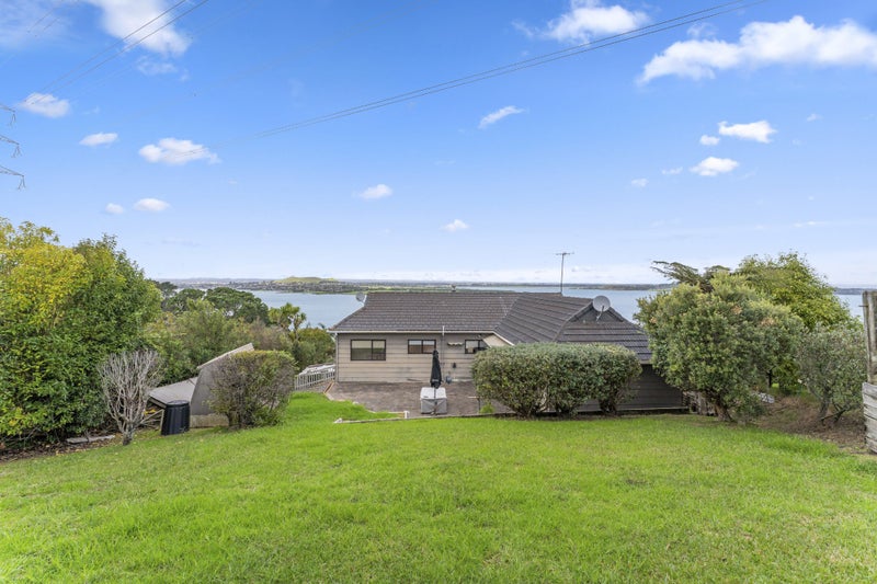 43 Aldersgate Road, Hillsborough, Auckland - Carousel 21