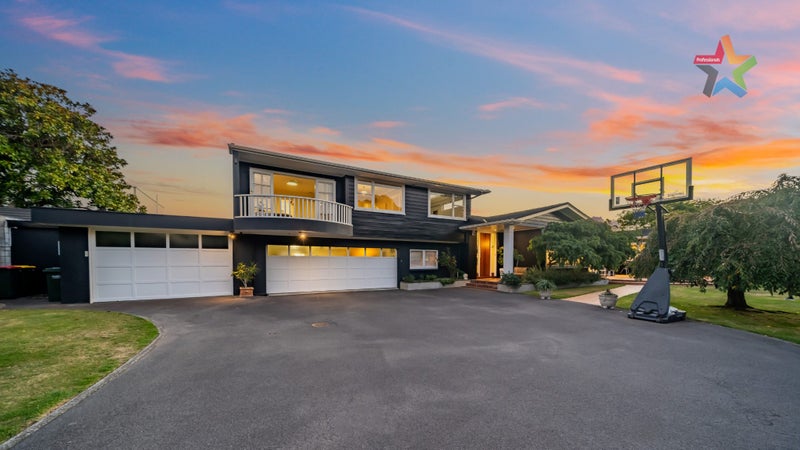 17A Military Road, Boulcott, Lower Hutt - Carousel 1