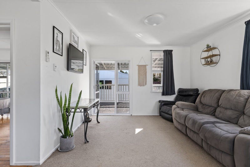 5 Kara Street, Outer Kaiti, Gisborne - Carousel 2