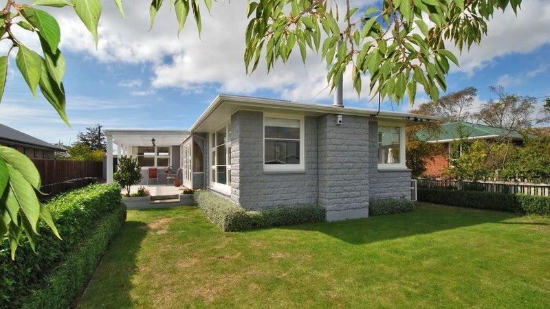 40 Greenhaven Drive, Burwood, Christchurch - Carousel 1