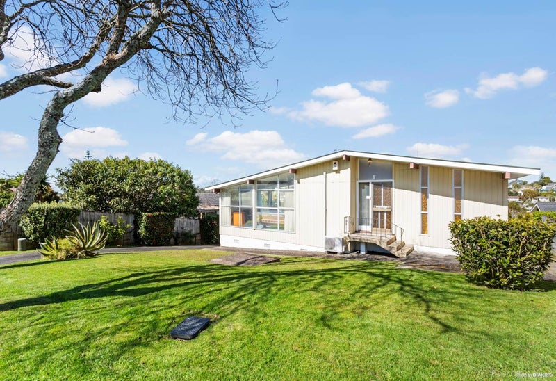 196 Glamorgan Drive, Torbay, Auckland - Carousel 1