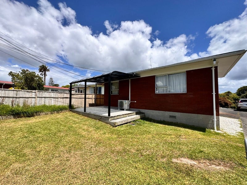 1/149 View Road, Sunnyvale, Auckland - Carousel 19