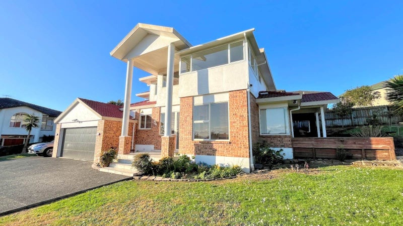 12 Navan Place, Dannemora, Auckland - Carousel 1