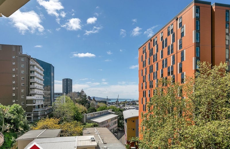 6C/2 Whitaker Place, Grafton, Auckland - Carousel 10