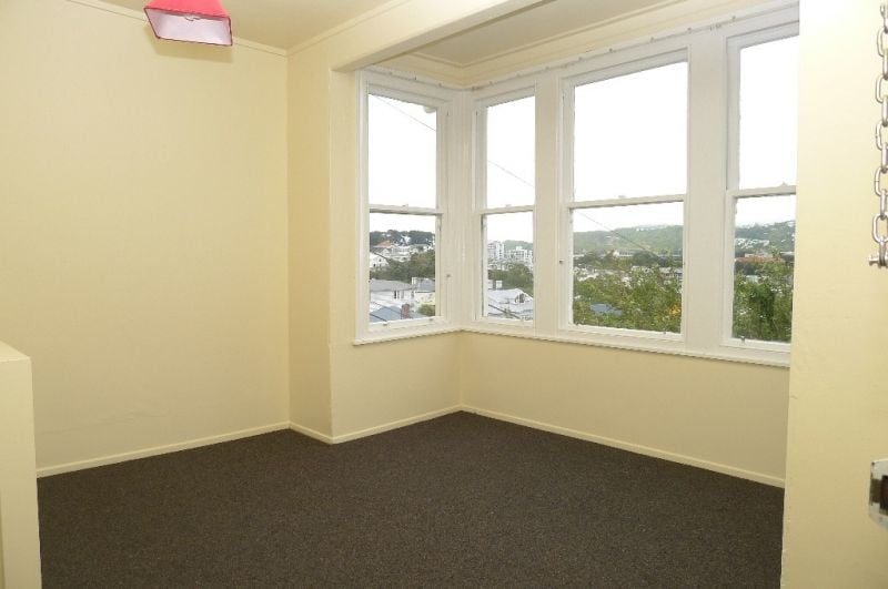 19 Hiropi Street, Newtown, Wellington - Carousel 2