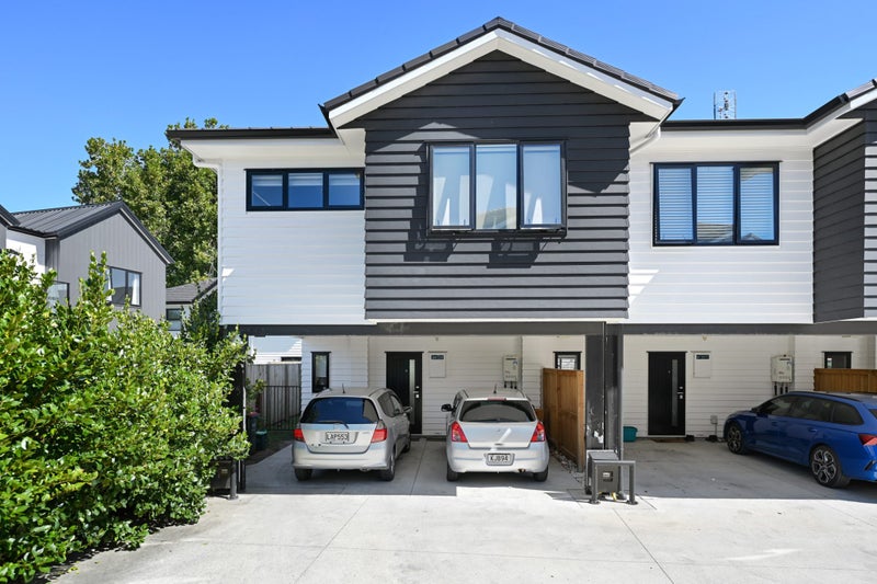 4/76 Carrington Avenue, Silverdale, Hamilton - Carousel 1