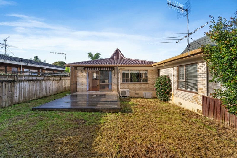 4/3 Matai Road, Greenlane, Auckland - Carousel 1