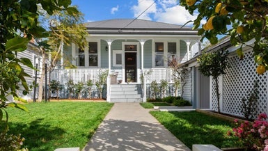 19 Rutland Road, Stanley Point, Auckland - Carousel 1