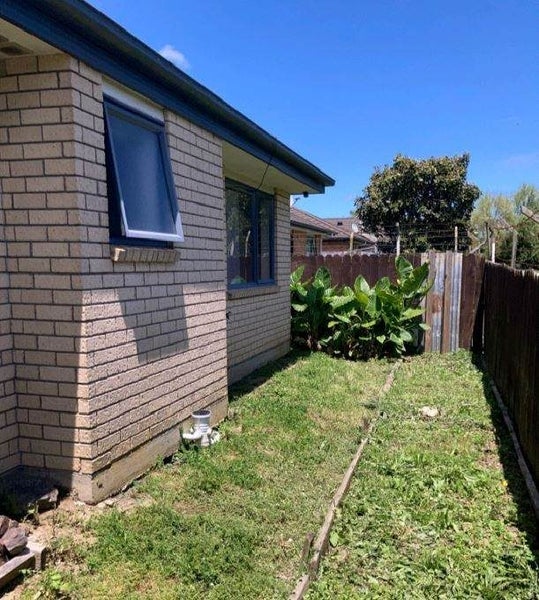 39 Opawa Crescent, Favona, Auckland - Carousel 2