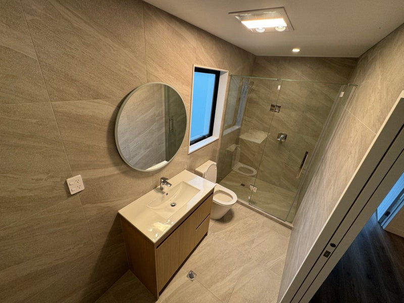 21 Windy Ridge Road, Glenfield, Auckland - Carousel 8