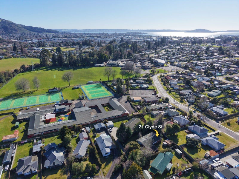 21 Clyde Street, Utuhina, Rotorua - Carousel 14