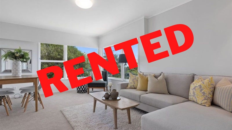 4/11 Wicklow Road, Narrow Neck, Auckland - Carousel 1