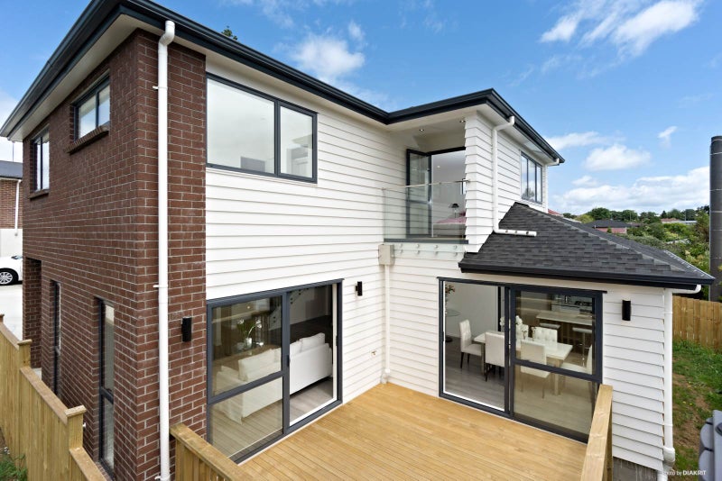 62A Maioro Street, New Windsor, Auckland - Carousel 2