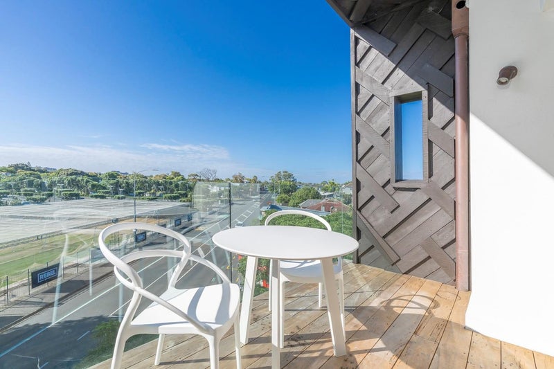 303/39 Sandringham Road, Kingsland, Auckland - Carousel 1
