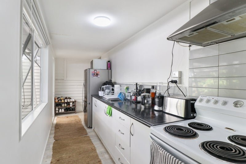 59 Frank Grey Place, Otahuhu, Auckland - Carousel 2