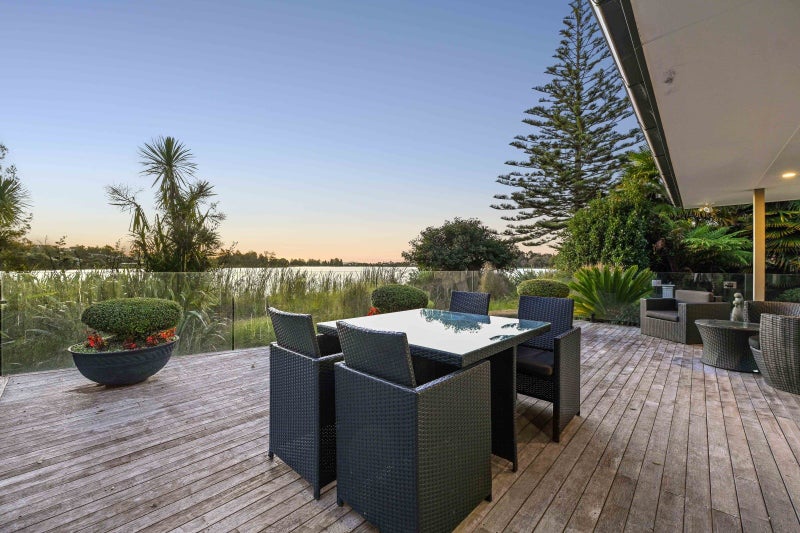 150 Pembroke Street, Hamilton Lake, Hamilton - Carousel 2